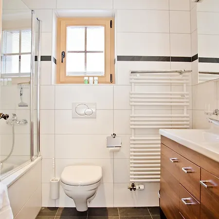 2-star Griwarent גרינדלוולד